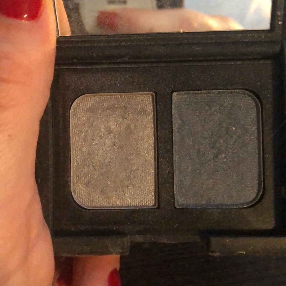 NARS duo eyeshadow in Underworld